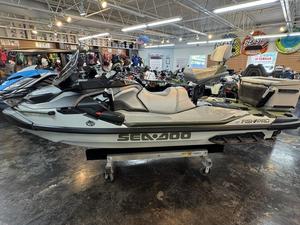 TOUTE NOUVELLE OFFRE SUR LE JET-SKI SeaDoo FishPro Apex 300 2025 - Product Image 2