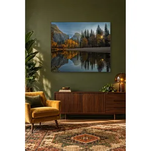 Impresión en Lienzo de Montañas en la Mañana de Otoño Reflejadas en un Lago de Fida - Product Image 2