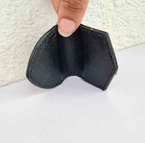 Mini petit clip magnétique en cuir véritable - Product Image 2