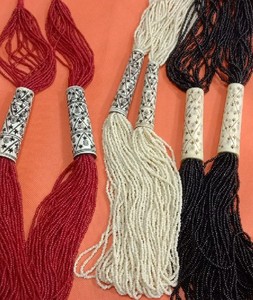 สร้อยคอลูกปัดแก้วทิเบต ลายดอกไม้ สำหรับงานปาร์ตี้ - Product Image 1