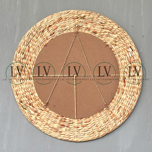 Espejo de pared decorativo medio contemporáneo tejido a mano de jacinto de agua para dormitorio, baño, sala de estar, Vietnam, venta al por mayor - Product Image 6