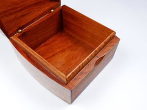 CAJA DE REGALO CAJA DE MADERA CON ACABADO DE PINO DESLIZANTE Cosmética con logotipo personalizado Caja de madera Madera hecha a mano Cajas de madera y bambú Se aceptan - Product Image 4