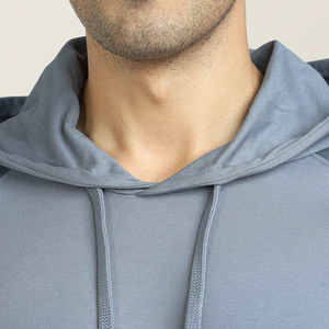 Combinaison de survêtement de fitness pour hommes personnalisée en gros Survêtement de sport personnalisé pour l'entraînement Appliquer au produit - Product Image 3