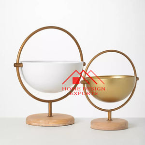 Frutero de Aluminio Dorado con Forma Curva para Centros de Mesa, Nuevo Frutero de Metal para Ensaladas para Hoteles - Product Image 3