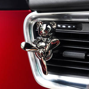 Purificador de Aire para Coche Flying Bear Moderno, de Metal Sólido y Plástico, 5 Fragancias - Fresia, Rosa, Lavanda, Colonia, Estilo de Dibujos Animados - Product Image 2