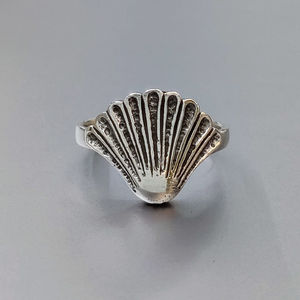 Fashionable Gold Plated Silver <b>Ring</b> (2.9 Grams) Modern Gemstone Inlay Jewelry Trendy Trendy for Gift Occasions - Product Image 1