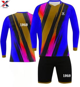 Uniforme de Fútbol Personalizado, Transpirable y de Secado Rápido, Camiseta y Pantalones Cortos, Ropa Oficial de Equipo, 100% Poliéster, Unisex para Adultos, Suministro de Fábrica, Venta al Por Mayor - Product Image 3