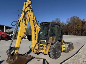Chargeuse-pelleteuse puissante New Holland B95C à vendre, idéale pour la construction et les travaux lourds - Product Image 4