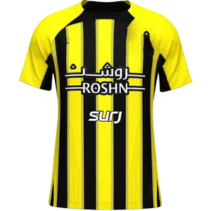 Camiseta de Fútbol al por Mayor 2026, Fabricación OEM/ODM, Unisex, 100% Poliéster, Uniforme de Fútbol de Club de Alta Calidad por Ako - Product Image 3