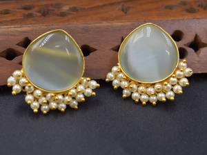 trending brass <b>earring</b> Manufacturer Supplier 18k Gold Plated Stainless Natural Stone Round <b>Stud</b> <b>Earrings</b> - Product Image 3