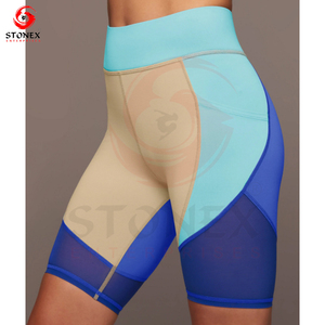 Pantalones cortos de yoga para mujer con logotipo personalizado, pantalones cortos transpirables para entrenamiento con bolsillo, ropa de gimnasio de secado rápido para mujer - Product Image 1