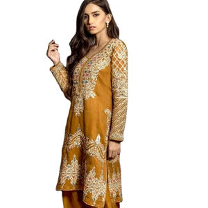 Dernier costume de Salwar brodé de fil de velours de créateur par Fab Zone - Product Image 1