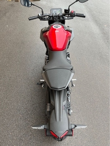 ข้อเสนอขายส่ง รถมอเตอร์ไซค์รุ่นใหม่ปี 2026 GSX8S Standard 776cc พร้อมล้อสีแดงและดิสก์เบรกคู่ - Product Image 5