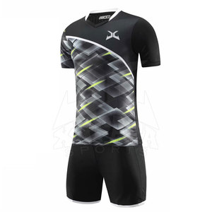 Vente Directe – Nouvelle Collection : Maillot de Foot Personnalisé 100% Polyester Respirant, Séchage Rapide, Léger – Qualité Supérieure, Dernier Cri - Product Image 1