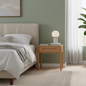 Table d'appoint moderne Uptown avec quatre pieds ronds et un seul tiroir en finition bois de manguier naturel - Product Image 1