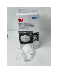 Masque respiratoire jetable 3M 9502 + conforme aux normes AS/NZS P2 et KN95 Tissu non tissé protégeant contre la poussière et les vapeurs organiques - Product Image 1