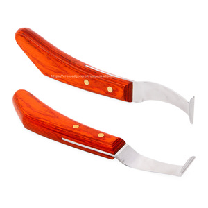 Outils de maréchal-ferrant haut de gamme couteau à sabot lame droite bord tranchant acier japonais et manche en bois poli soin de coupe de cheval - Product Image 1