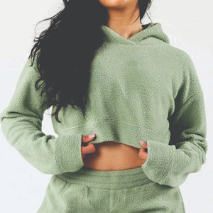 เสื้อครอปมีฮู้ดโอเวอร์ไซส์ชุด2ชิ้นกำหนดโลโก้แบบสวมหัวสไตล์น่ารักเสื้อผ้าผู้หญิงเสื้อครอปมีฮู้ดเสื้อครอปสำหรับผู้หญิง - Product Image 4