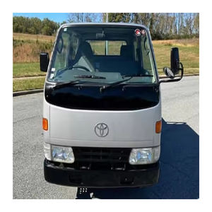 Prêt à expédier 2021 Toyyota Dynna Double Cabine 4x4, conduite à gauche, sièges en cuir, caméra arrière, excellent état - Product Image 1