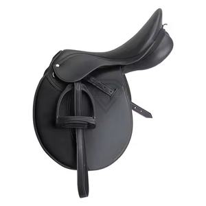Selle de cheval en cuir artisanale pour la randonnée et le ranch, siège souple avec cantle profond pour une stabilité et un confort maximum. - Product Image 2