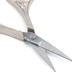Ciseaux de cigogne de broderie professionnels avec une action douce et des ciseaux de cigogne de broderie en acier inoxydable à prise facile - Product Image 3