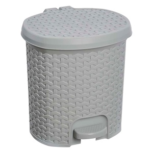 Contenitore per rifiuti multiuso/con coperchio, design in rattan, capacità 5,5L, 22,5x24x26 cm, colore grigio nordico - Product Image 1