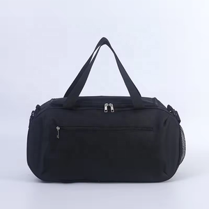 Bolsa Deportiva Impermeable Oxford con Logotipo Personalizado y Correa Ajustable para Gimnasio y Viajes Unisex - Product Image 2
