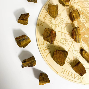 Pierre naturelle brute œil de tigre, cristal brut, pierres de guérison, bijoux sculptés et gravés, équilibrage énergétique, décoration intérieure, Feng Shui - Product Image 4