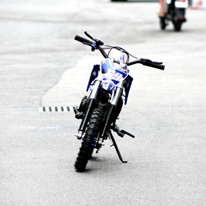 Moto <span class=keywords><strong>cross</strong></span> pour enfants 49cc, moto tout-terrain à essence <span class=keywords><strong>2</strong></span> <span class=keywords><strong>temps</strong></span>, mini moto 49cc pour adolescents - Product Image 3