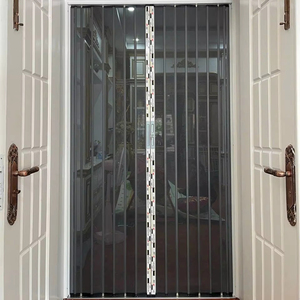 Portes pliantes de balcon modernes construction perforée mélangeant de l'aluminium durable avec du PVC léger pour assurer une utilisation durable - Product Image 1