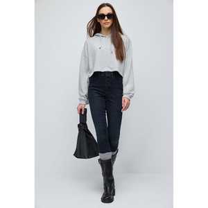 Haut court à capuche en tissu tricoté au toucher doux - Product Image 2