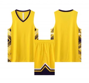 Uniforme de basket-ball de qualité supérieure, design premium, en vente, confortable, nouvelle arrivée, uniformes de basket-ball en gros, prix de gros, uni, pour hommes - Product Image 4
