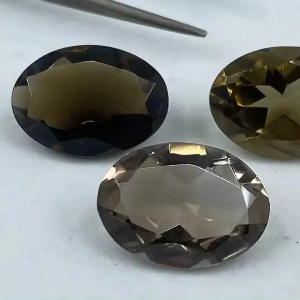 Batu permata longgar bentuk Oval kuarsa berasap dalam berbagai ukuran dari 6x4mm hingga 25x18mm untuk penggunaan perhiasan dengan harga murah
