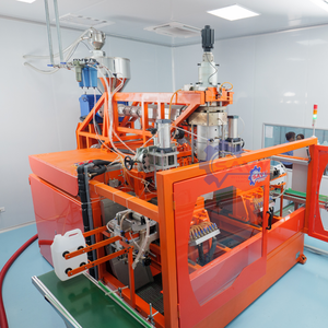 Machine de soufflage par extrusion automatique de haute technologie 2L 5L 10L 20L Machine de soufflage de bouteilles en PEHD - Product Image 1