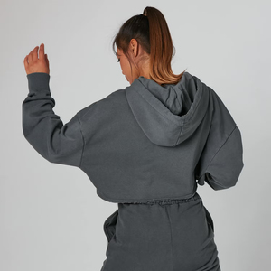 คอลเลคชั่นฤดูหนาว 2025 เสื้อฮู้ดครอปผู้หญิง ผ้าหนานุ่มฟอกสีสไตล์แอซิดวอช ผลิตจากโพลีเอสเตอร์/ผ้าฝ้ายฟลีซ สตรีทแวร์ ดีไซน์ด้านหน้า - Product Image 6