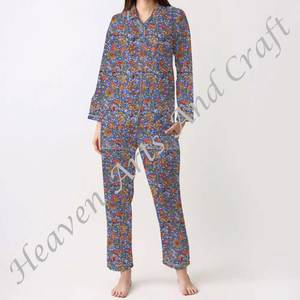 ชุดเดรสคอวีของผู้หญิงผ้าคอตตอนแท้พิมพ์ลายดอกไม้ฤดูใบไม้ผลิ/ฤดูร้อน/ตัวอักษร/ลวดลาย/วันหยุด/ลายต้นมะพร้าว - Product Image 1