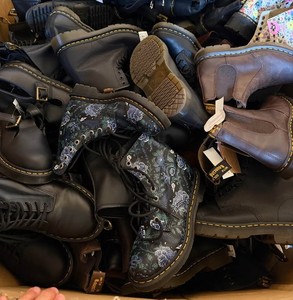 Branded Used <b>Shoes</b> Wholesale Supplier - Product Image 1
