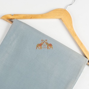 Tissu en coton gris original en gros, poids moyen, teint uni, respirant pour vêtements - Product Image 5