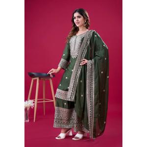 Nouvel ensemble Chinnon avec broderie lourde et travail de sequins, comprenant un haut, un pantalon palazzo et une dupatta, entièrement cousu, réversible, pour fêtes et occasions décontractées - Product Image 1