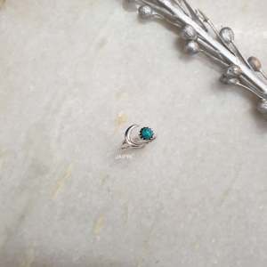 แหวนฝังหินเทอร์ควอยซ์ทำมือฟรีสีโรสโกลด์ชุบปรับได้เปิดรูปทรงดวงจันทร์สไตล์ฮิปฮอป - Product Image 3