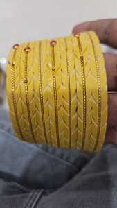 Bracelet en résine fait main bijoux ethniques indiens traditionnels avec un design complexe couleurs vives accessoire artisanat - Product Image 3