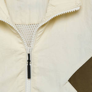 เสื้อแจ็คเก็ตกันลมแบบมีซิปเต็มตัว ผ้าแคนวาสผสมโพลีเอสเตอร์/คอตตอน คุณภาพสูง น้ำหนักเบา ใส่ได้ทั้งชายและหญิง ป้องกันแสงแดด UPF 50+ ด้านหน้า - Product Image 6