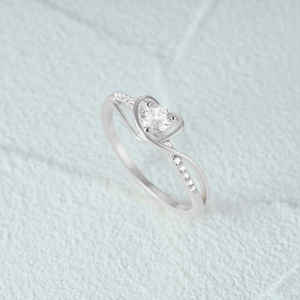 Anillo de Bodas de compromiso de moissanita con forma de corazón de oro sólido de 14 quilates de moda de oro de lujo ligero para mujer proveedor de joyería fina - Product Image 2