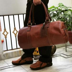 Sac à main unisexe vintage européen en cuir véritable avec motif brodé, sangle réglable, pliable, léger, durable, grand format - Product Image 6