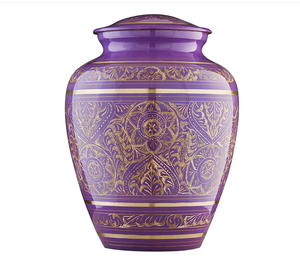 Urna Funeraria de Latón Grabada de Estilo Americano/Europeo, Color Morado Antiguo, para Guardar Cenizas de Adultos - Product Image 1