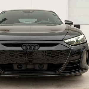 Audi RS e-tron GT 2024 Usado en Buenas Condiciones, 637 HP, Motor Dual, Tracción en las Cuatro Ruedas - Product Image 1