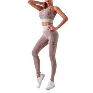 ชุดโยคะคุณภาพสูงสำหรับผู้หญิง XL ระบายอากาศได้ดีวัสดุยืดได้สายรัดเอวออกแบบโลโก้ได้ตามต้องการ - Product Image 2