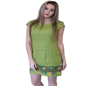 Vente chaude Robes Ukrainiennes Brodées Pour Les Femmes À Manches Longues Col Rond Robe De Soirée Avec Ceinture - Product Image 1