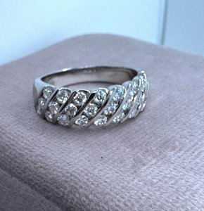Bague en argent sterling 925 avec moissanite originale, trois couches de diamants ronds, élégante, luxueuse, mignonne, bijoux plaqués rhodium, bague cadeau - Product Image 1