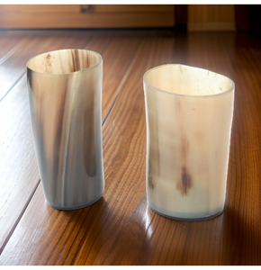 Verre à vin et à bière en corne gravé sur mesure, écologique et classique - Cadeau unique pour les anniversaires, les mariages et les garçons d'honneur - Product Image 3